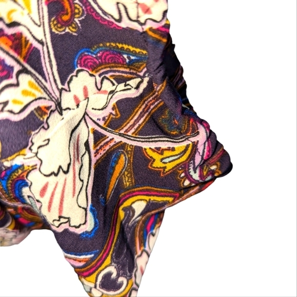 NWT.. Limited Women Small Purple Floral Blouse ...Size Small - Picture 7 of 7